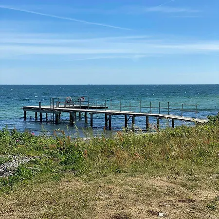Nordic-Style Summer House With Private Lake Semesterbostad Frorup