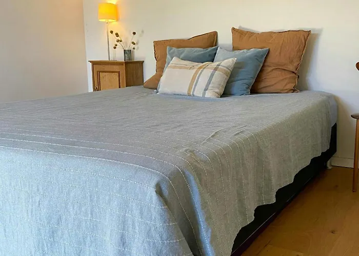 Nordic-style Summer House With Private *